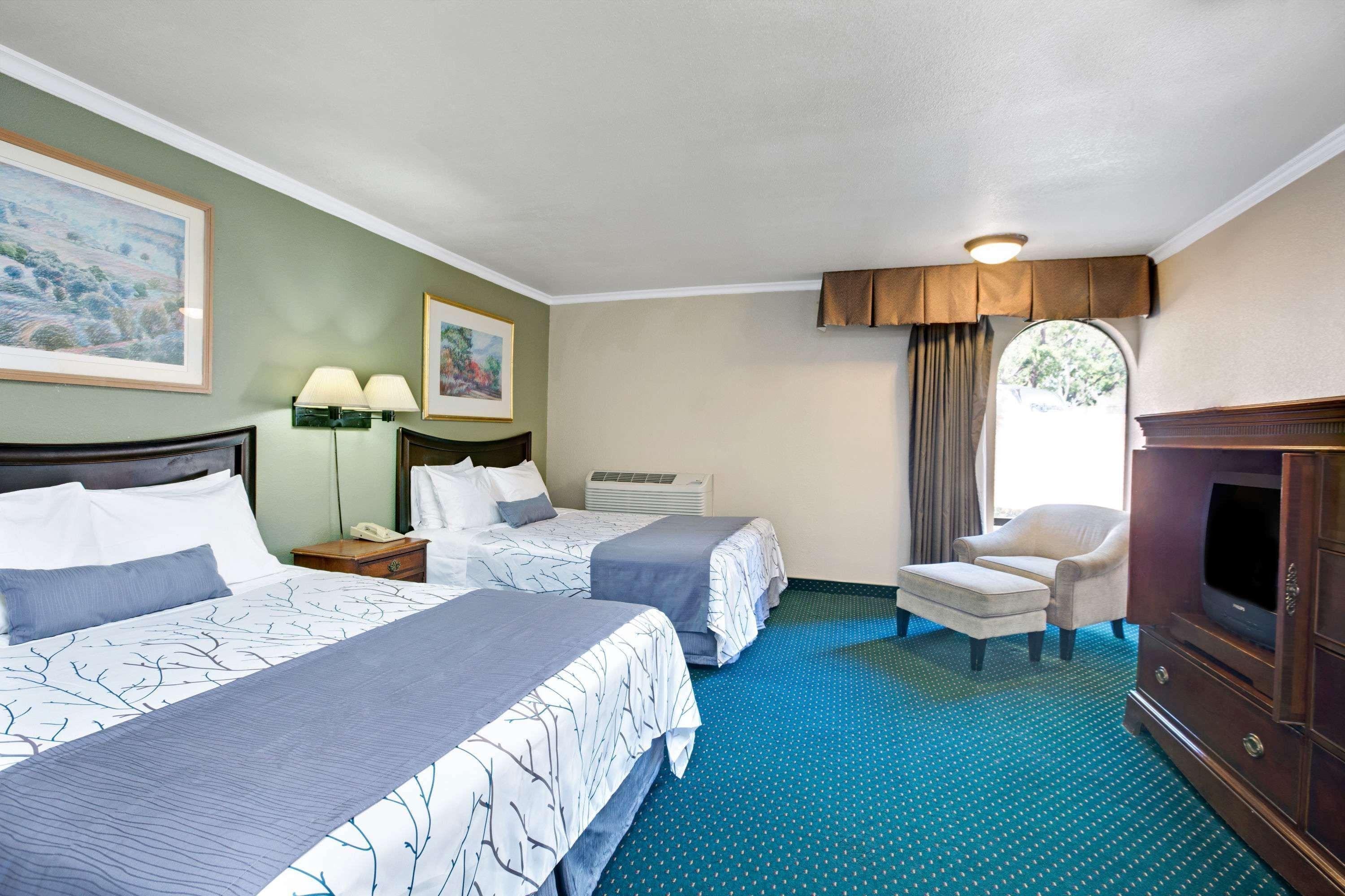 Days Inn By Wyndham San Jose Convention Center Eksteriør billede